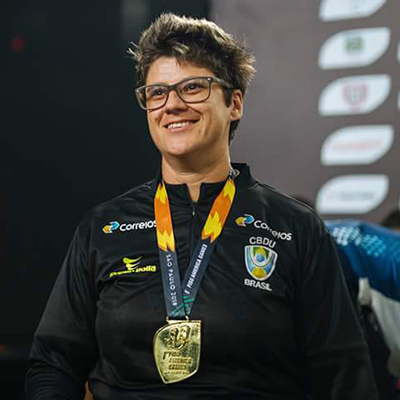 Gévelyn Cássia Almeida de Quadros
